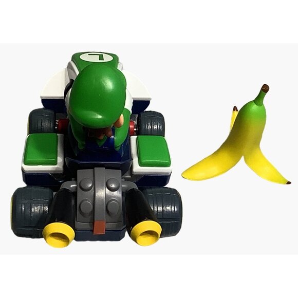 Super Mario Spin Out Luigi Figure On Kart With Banana Wind Up Go 2.5" MarioKart - Picture 6 of 9